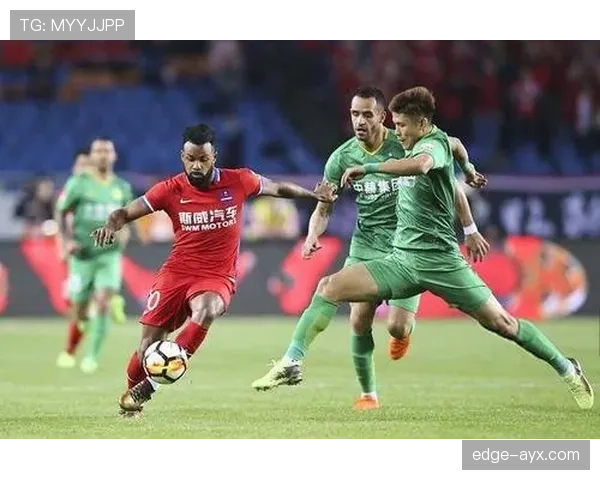 日本队精彩表现引爆NHK直播，球迷热议不断