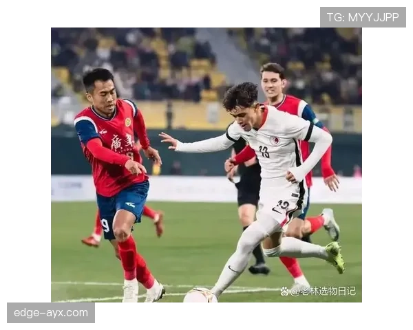 中超联赛掀起西亚球员新风潮，实力与激情闪耀赛场