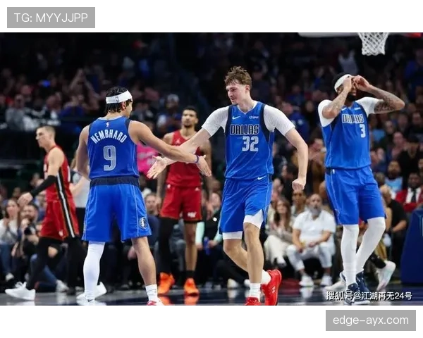 戴维斯全面爆发，强势表现率队取胜